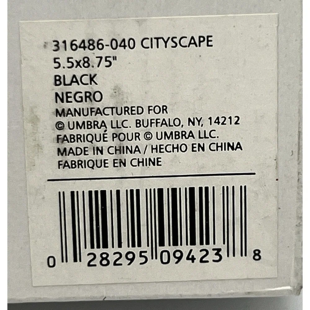 Umbra Cityscape Multi Photo Frame $ Pictures Chantal Trudel  2x 4x6, 4x4, 2.5x3